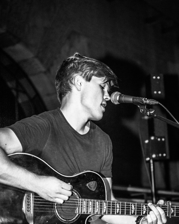 Live Music: Dan Olsen | The Cricketers, Horsell