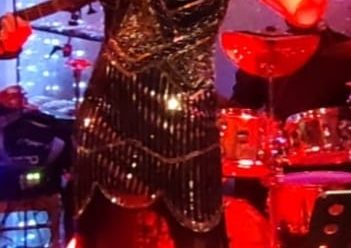 60s & 70s Sing-along with Victoria BeeBee (Daytime Event) | The Cricketers, Horsell