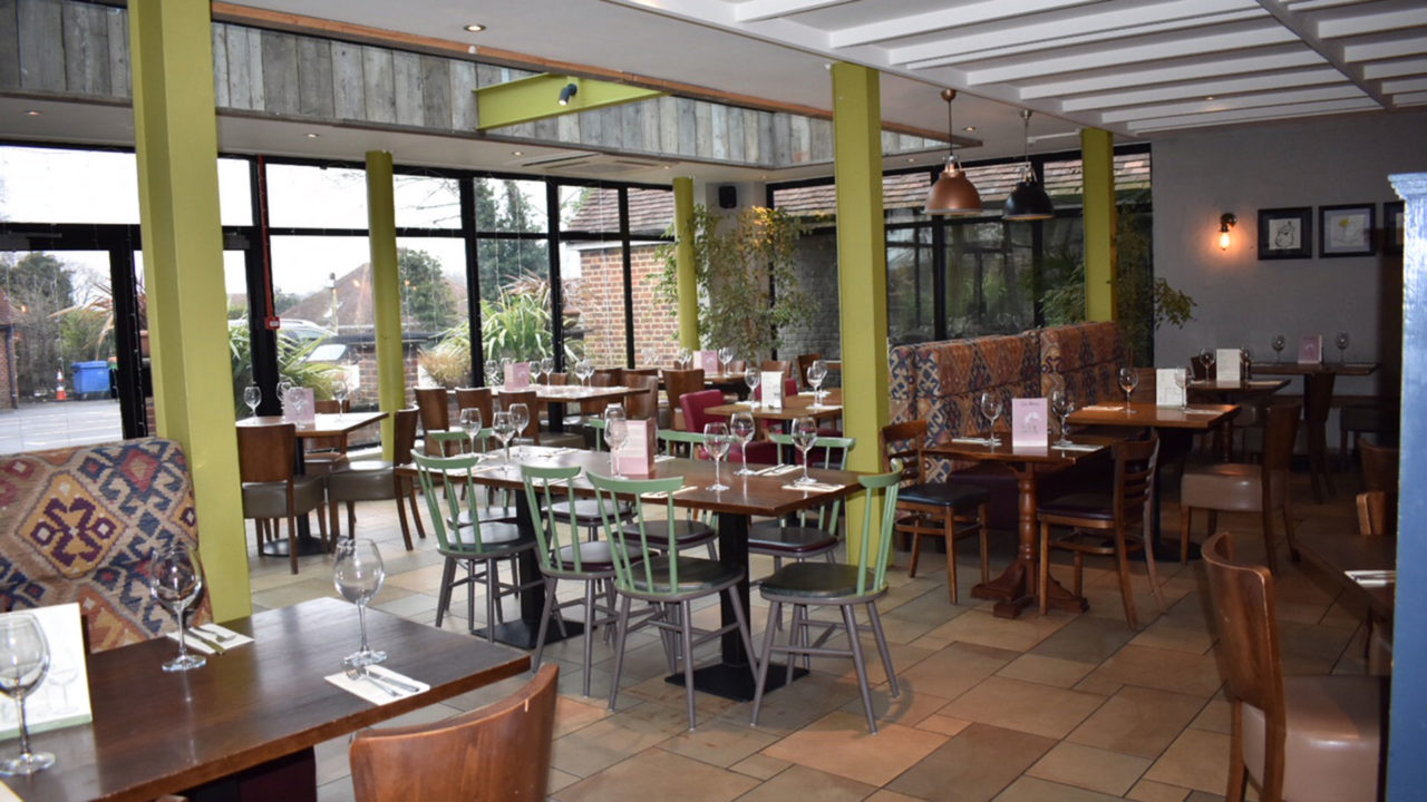 The Horseshoe Pub, Farleigh Road Warlingham, Relaxed Family Friendly